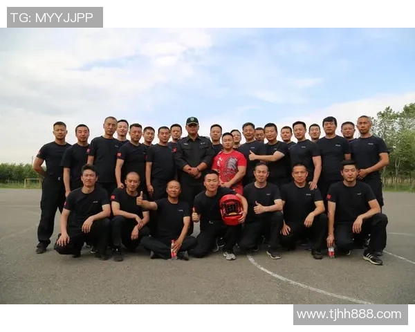 杭州篮球队阵地战体系解析与战术创新探讨